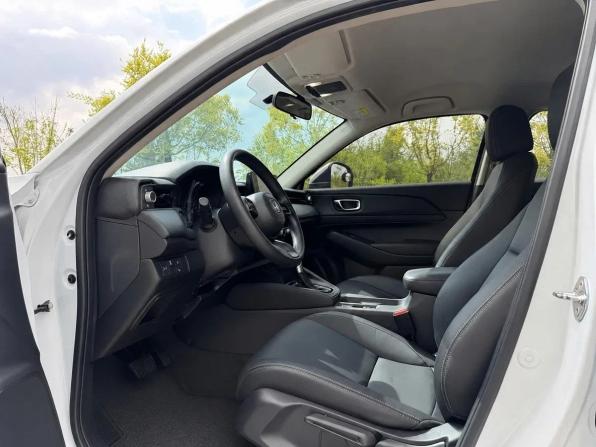 Honda Vezel II с пробегом 2023 года, цена 1 700 000 рублей, 10000 км, внедорожник, Автокод Объявления