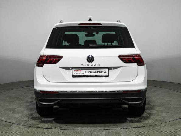 Volkswagen Tiguan II Рестайлинг с пробегом 2021 года, цена 2 579 777 рублей, 69793 км, внедорожник, Автокод Объявления