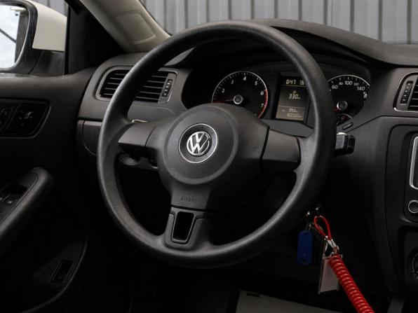 Volkswagen Jetta VI Рестайлинг с пробегом 2014 года, цена 1 017 000 рублей, 159934 км, седан, Автокод Объявления