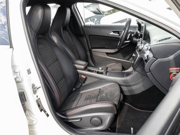 Mercedes-Benz GLA I (X156) Рестайлинг с пробегом 2018 года, цена 2 220 000 рублей, 92816 км, внедорожник, Автокод Объявления