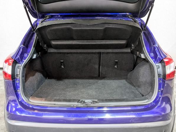 Nissan Qashqai II с пробегом 2016 года, цена 1 345 000 рублей, 123364 км, внедорожник, Автокод Объявления