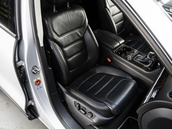 Volkswagen Touareg II с пробегом 2012 года, цена 2 080 000 рублей, 189757 км, внедорожник, Автокод Объявления