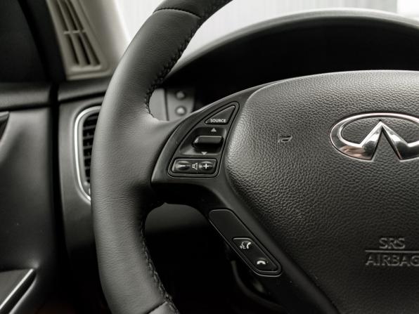 Infiniti QX50 I Рестайлинг с пробегом 2016 года, цена 1 835 000 рублей, 155337 км, внедорожник, Автокод Объявления