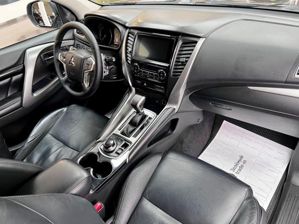 Mitsubishi Pajero Sport III с пробегом 2019 года, цена 3 190 000 рублей, 164324 км, внедорожник, Автокод Объявления