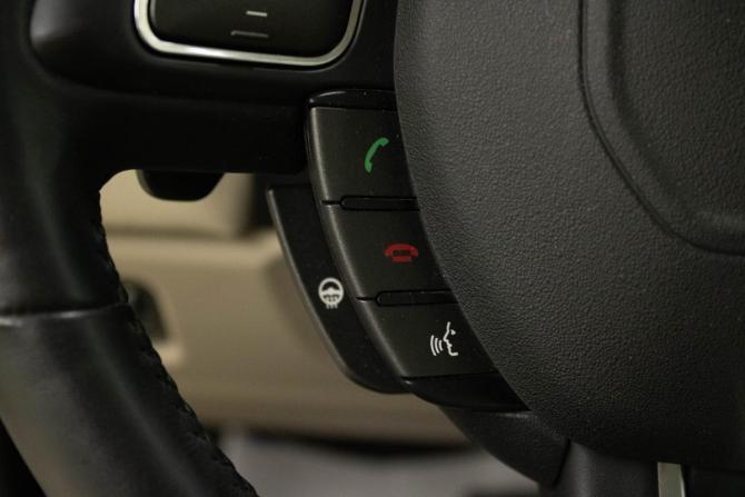 Land Rover Range Rover Evoque I с пробегом 2011 года, цена 1 599 000 рублей, 134790 км, внедорожник, Автокод Объявления