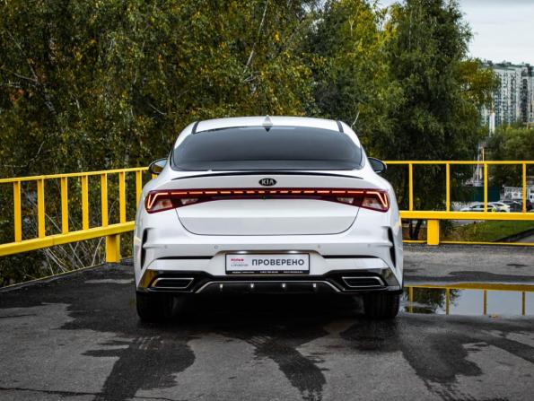 Kia K5 III с пробегом 2021 года, цена 2 429 999 рублей, 111525 км, седан, Автокод Объявления
