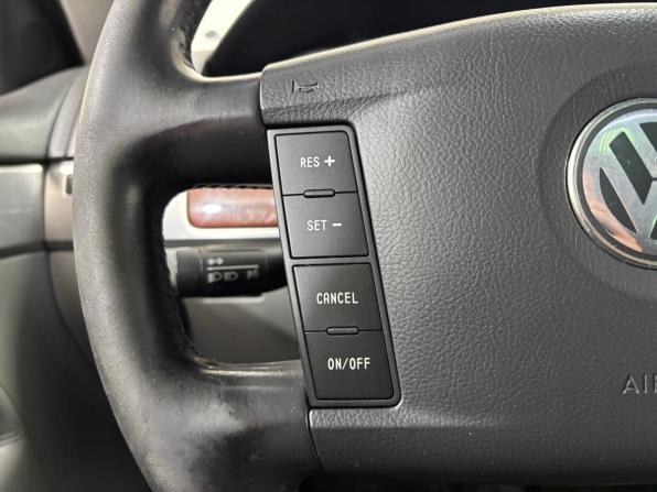 Volkswagen Touareg I с пробегом 2004 года, цена 495 000 рублей, 437077 км, внедорожник, Автокод Объявления