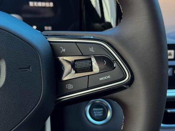 Geely Monjaro I Рестайлинг с пробегом 2025 года, цена 4 280 000 рублей, 10 км, внедорожник, Автокод Объявления