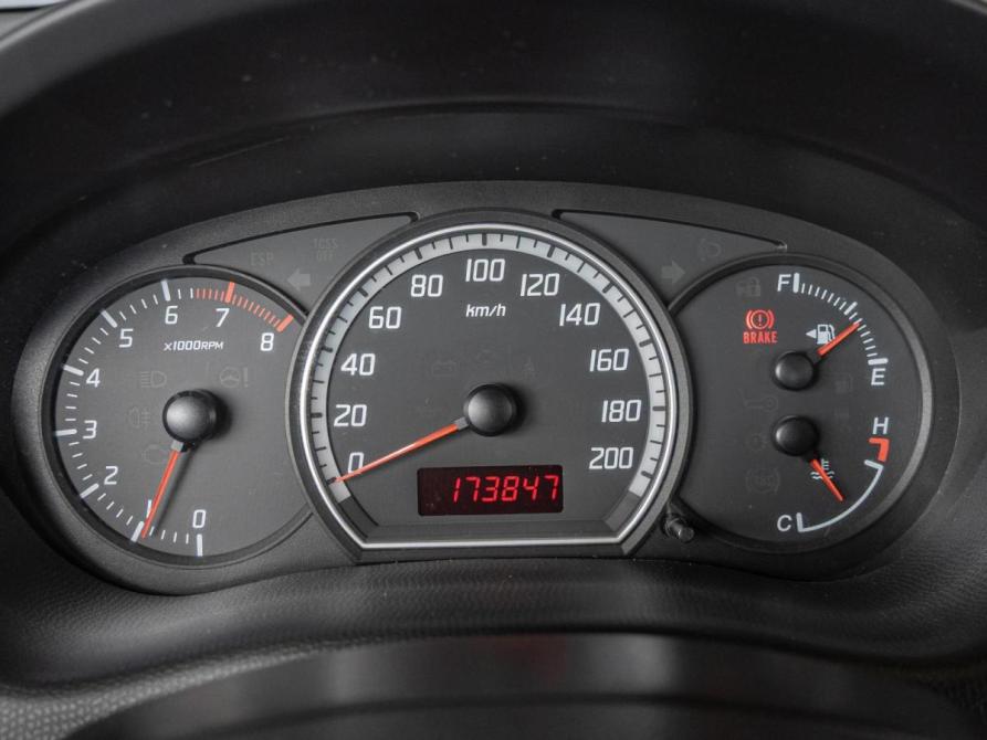 Suzuki Swift III Краснодар  - изображение 16