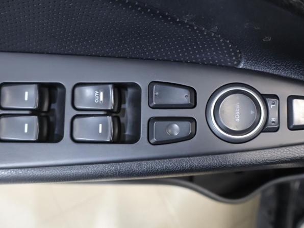Hyundai Sonata VI (YF) с пробегом 2011 года, цена 851 000 рублей, 251716 км, седан, Автокод Объявления
