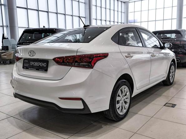 Hyundai Solaris II с пробегом 2019 года, цена 1 350 000 рублей, 74463 км, седан, Автокод Объявления