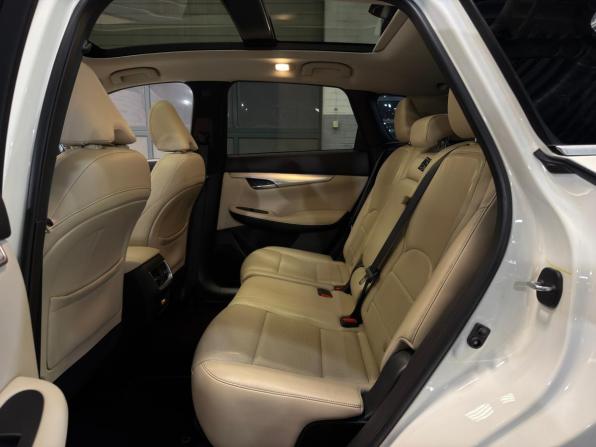 Infiniti QX50 II с пробегом 2018 года, цена 1 899 000 рублей, 195000 км, внедорожник, Автокод Объявления