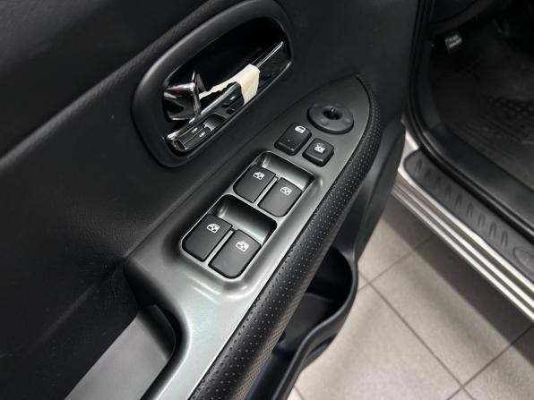 Kia Carens II (UN) с пробегом 2011 года, цена 829 000 рублей, 138639 км, минивэн, Автокод Объявления