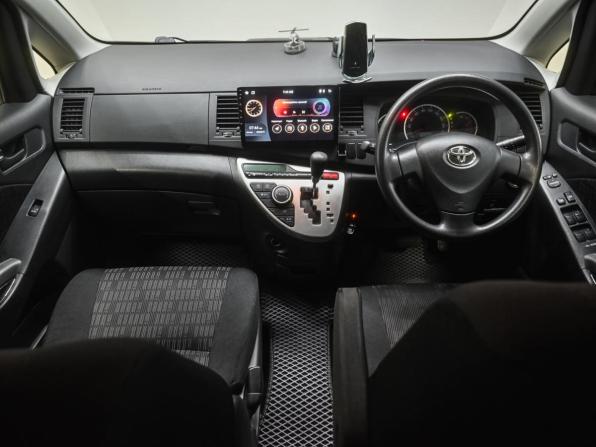 Toyota ISis I Рестайлинг с пробегом 2012 года, цена 1 479 000 рублей, 169017 км, минивэн, Автокод Объявления