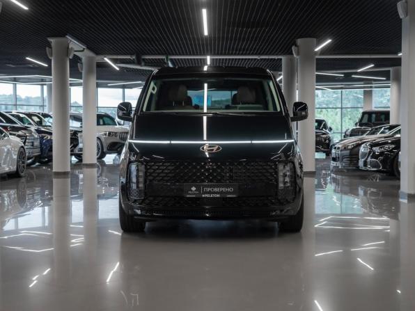 Hyundai Staria I с пробегом 2024 года, цена 6 200 000 рублей, 35945 км, минивэн, Автокод Объявления