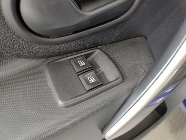 Renault Sandero II с пробегом 2015 года, цена 790 000 рублей, 96544 км, хэтчбек, Автокод Объявления