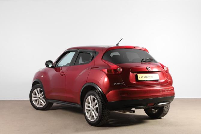 Nissan Juke I с пробегом 2012 года, цена 1 269 000 рублей, 116000 км, внедорожник, Автокод Объявления
