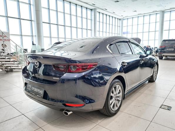 Mazda 3 IV (BP) с пробегом 2021 года, цена 1 970 000 рублей, 109193 км, седан, Автокод Объявления