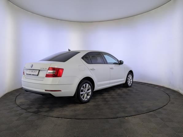 Skoda Octavia III (A7) Рестайлинг с пробегом 2019 года, цена 1 790 000 рублей, 94440 км, лифтбек, Автокод Объявления