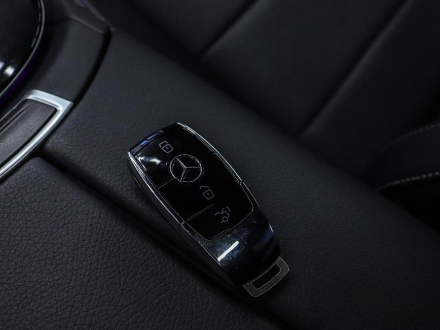 Mercedes-Benz E-Класс V (W213 S213 C238) Рестайлинг Красноярск  - изображение 38