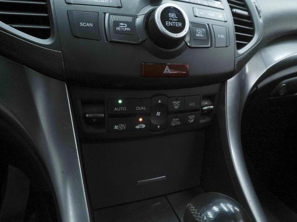 Honda Accord VIII Рестайлинг с пробегом 2011 года, цена 1 497 000 рублей, 228850 км, седан, Автокод Объявления