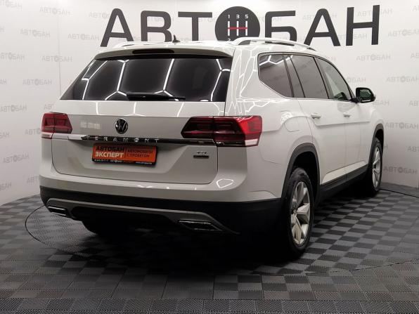 Volkswagen Teramont I с пробегом 2018 года, цена 3 290 000 рублей, 165565 км, внедорожник, Автокод Объявления
