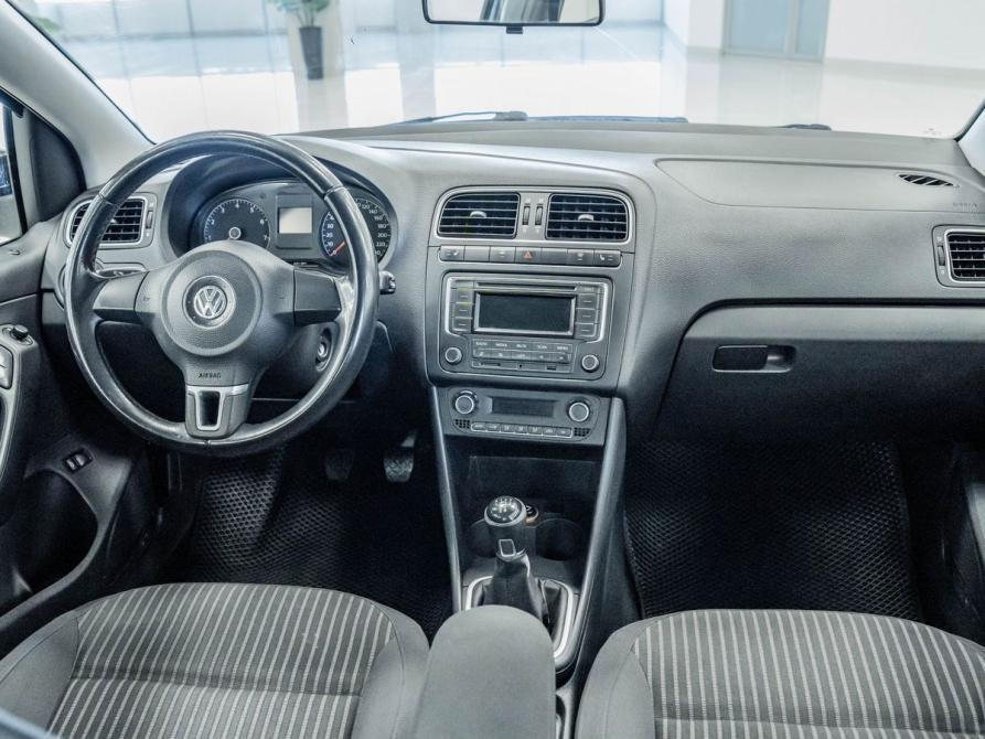 Volkswagen Polo V Самара  - изображение 9