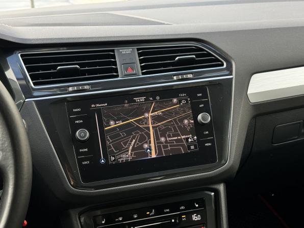 Volkswagen Tiguan II Рестайлинг с пробегом 2021 года, цена 2 750 000 рублей, 88300 км, внедорожник, Автокод Объявления