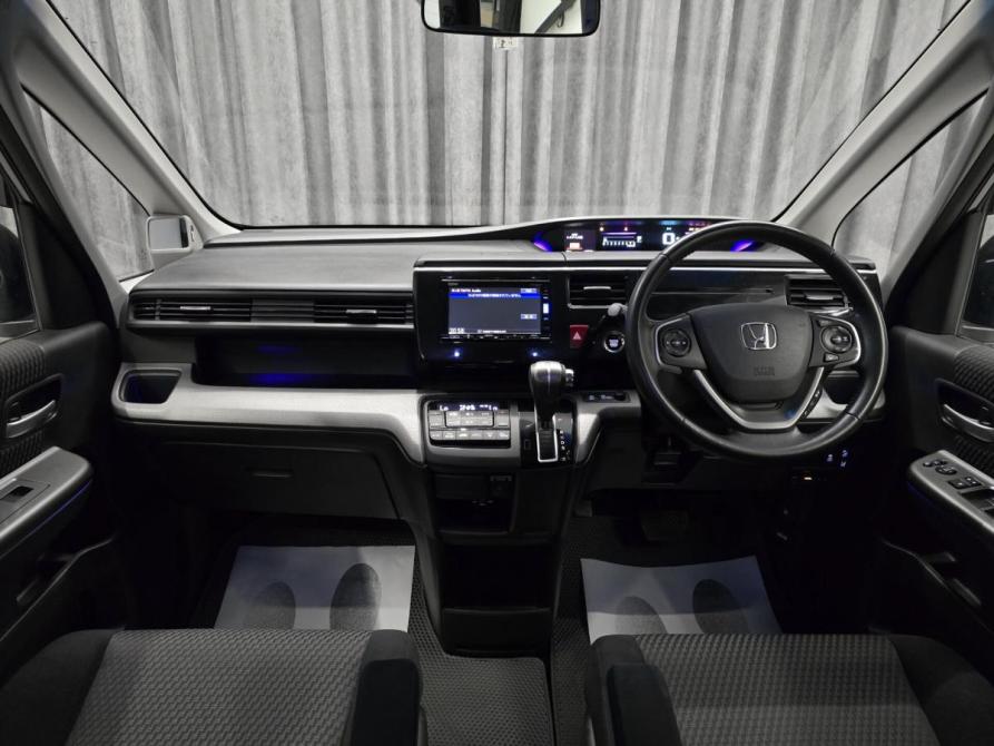 Honda Stepwgn V Красноярск  - изображение 12