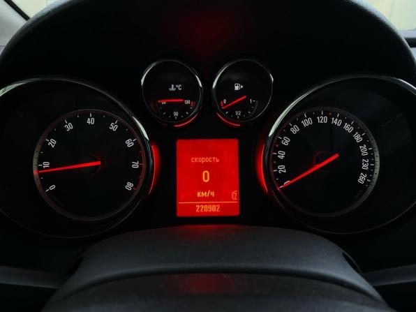 Opel Astra J с пробегом 2010 года, цена 499 000 рублей, 220000 км, хэтчбек, Автокод Объявления