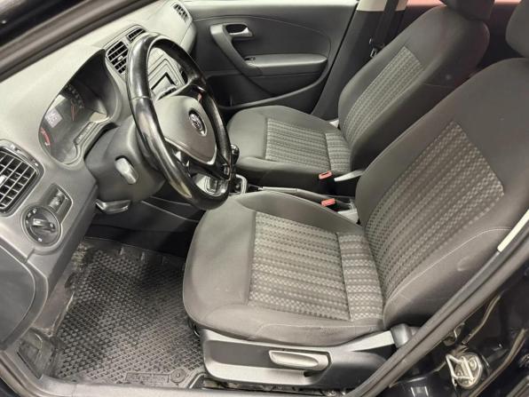Volkswagen Polo V Рестайлинг с пробегом 2017 года, цена 789 559 рублей, 187797 км, седан, Автокод Объявления