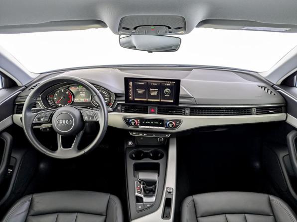 Audi A4 V (B9) Рестайлинг с пробегом 2022 года, цена 3 590 000 рублей, 39147 км, седан, Автокод Объявления