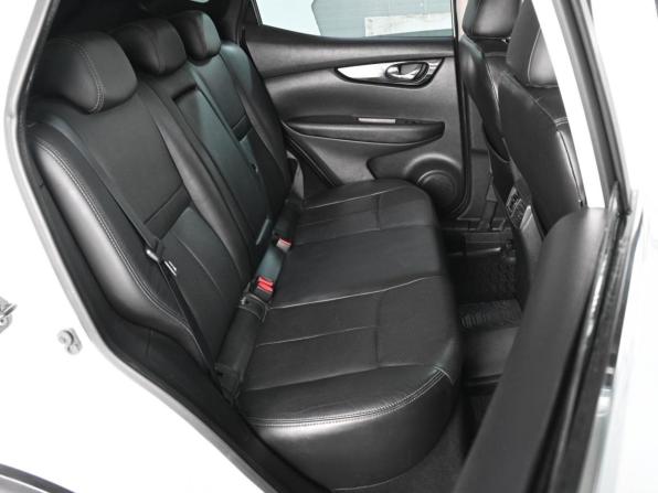 Nissan Qashqai II с пробегом 2016 года, цена 1 729 000 рублей, 158823 км, внедорожник, Автокод Объявления