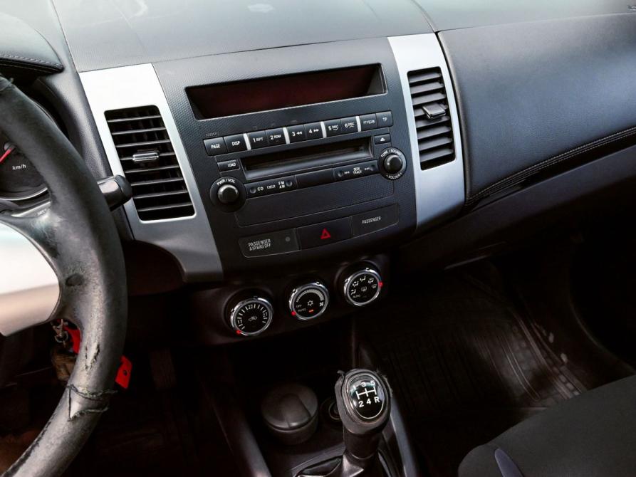 Mitsubishi Outlander II Рестайлинг Екатеринбург  - изображение 12