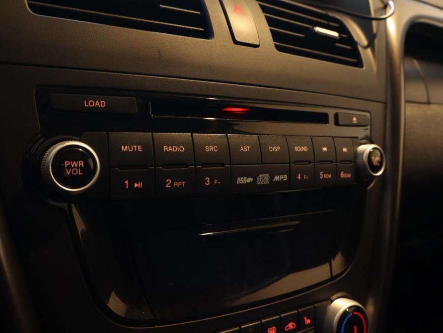 FAW Besturn X80 I Москва  - изображение 18