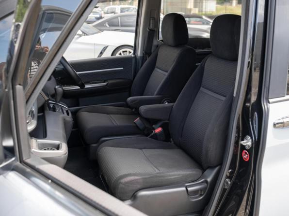 Honda Stepwgn V с пробегом 2015 года, цена 2 299 000 рублей, 105093 км, минивэн, Автокод Объявления