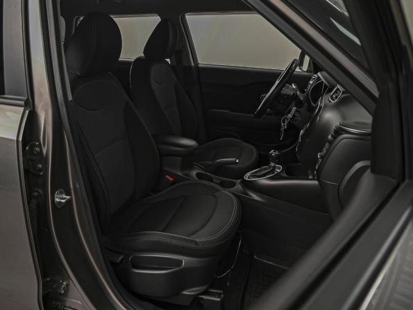 Kia Soul II Рестайлинг с пробегом 2018 года, цена 1 698 000 рублей, 69890 км, хэтчбек, Автокод Объявления