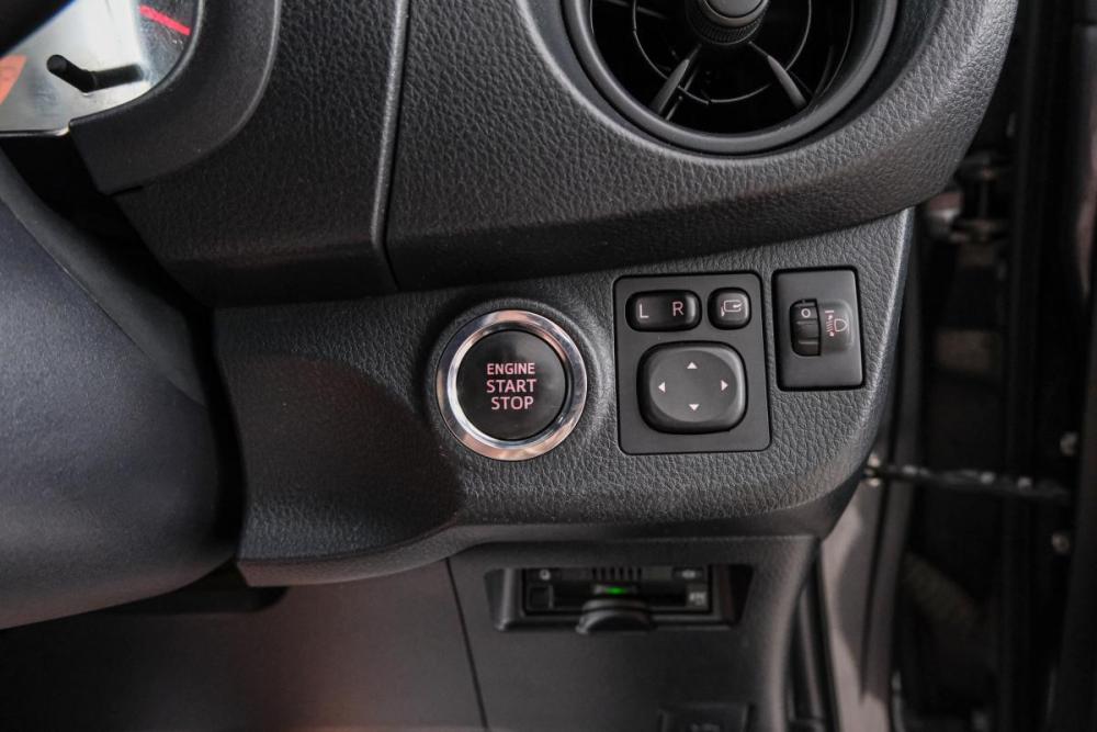 Toyota Vitz III (XP130) Рестайлинг 2 Красноярск  - изображение 18