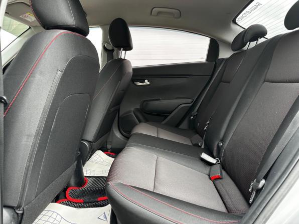 Kia Rio IV Рестайлинг с пробегом 2021 года, цена 1 595 000 рублей, 106500 км, седан, Автокод Объявления