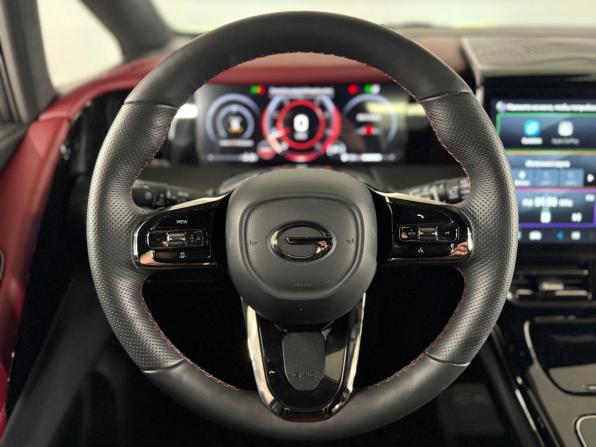GAC M8 с пробегом 2024 года, цена 5 800 000 рублей, 352 км, минивэн, Автокод Объявления