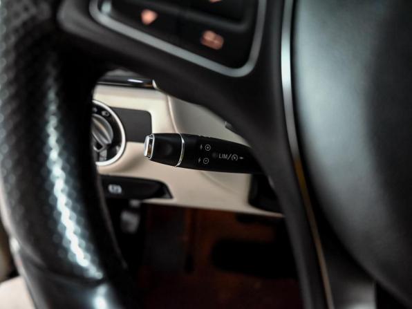 Mercedes-Benz CLS II (C218) Рестайлинг с пробегом 2015 года, цена 2 400 000 рублей, 221827 км, универсал, Автокод Объявления