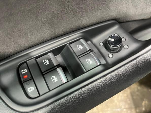 Audi Q8 I (4M) с пробегом 2018 года, цена 6 750 000 рублей, 44777 км, внедорожник, Автокод Объявления