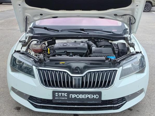 Skoda Superb III с пробегом 2016 года, цена 1 580 000 рублей, 247892 км, лифтбек, Автокод Объявления