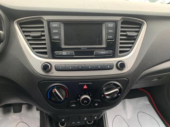 Hyundai Solaris II с пробегом 2017 года, цена 1 084 000 рублей, 166515 км, седан, Автокод Объявления