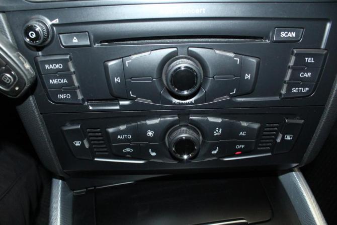 Audi Q5 I (8R) с пробегом 2012 года, цена 1 399 000 рублей, 220364 км, внедорожник, Автокод Объявления