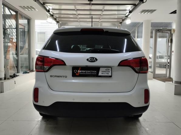 Kia Sorento II Рестайлинг с пробегом 2017 года, цена 1 900 000 рублей, 235894 км, внедорожник, Автокод Объявления