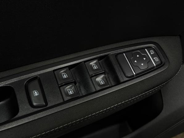 Renault Arkana I с пробегом 2020 года, цена 1 820 000 рублей, 83558 км, внедорожник, Автокод Объявления