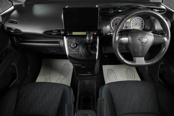 Toyota Wish II с пробегом 2010 года, цена 1 259 000 рублей, 161254 км, минивэн, Автокод Объявления