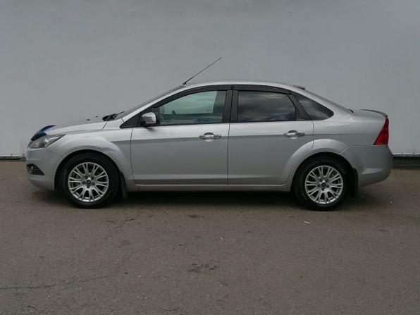 Ford Focus II Рестайлинг с пробегом 2010 года, цена 500 000 рублей, 315981 км, седан, Автокод Объявления