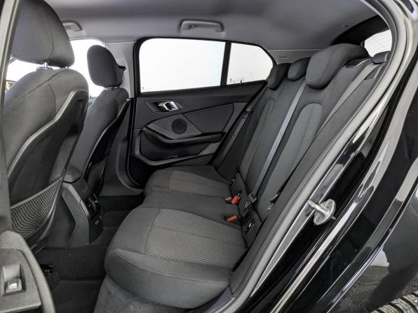 BMW 1 серии III (F40) с пробегом 2021 года, цена 2 450 000 рублей, 119216 км, хэтчбек, Автокод Объявления